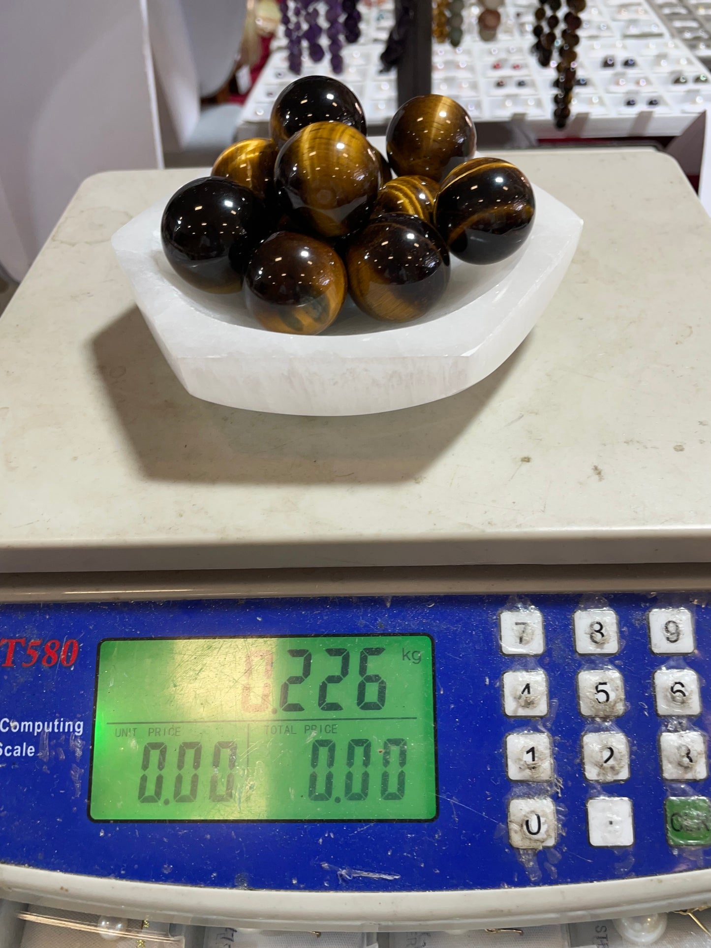 2023 Natural Tiger Eye Sphere 20-25mm Wholesale Price