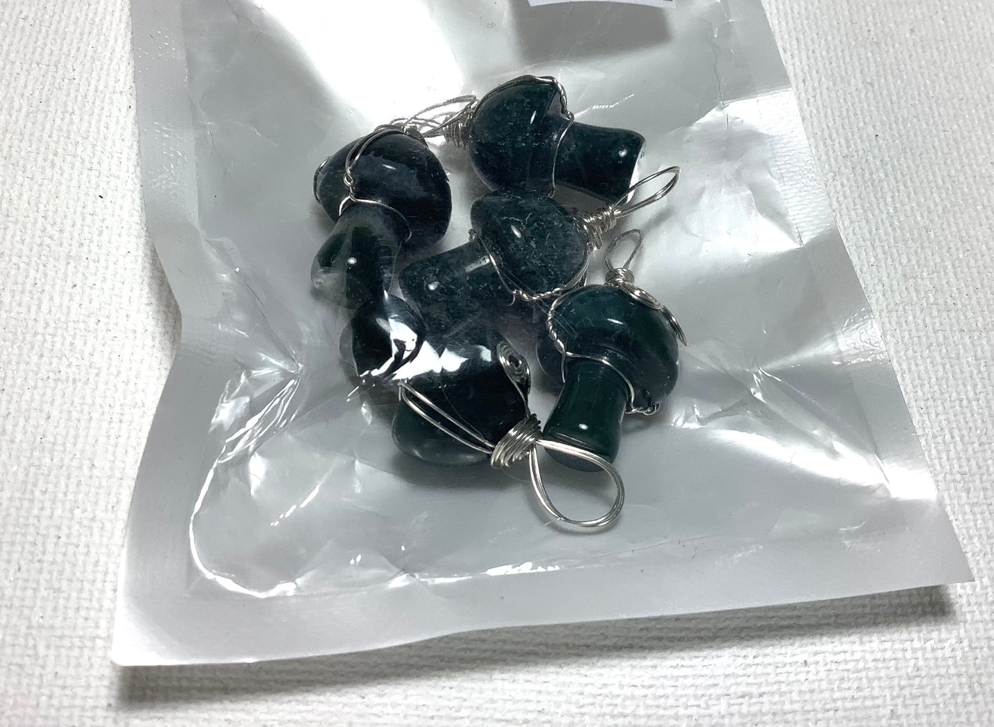 2023 Wire Wrapping Mini Mushroom Pendant Mix Stone 2cm