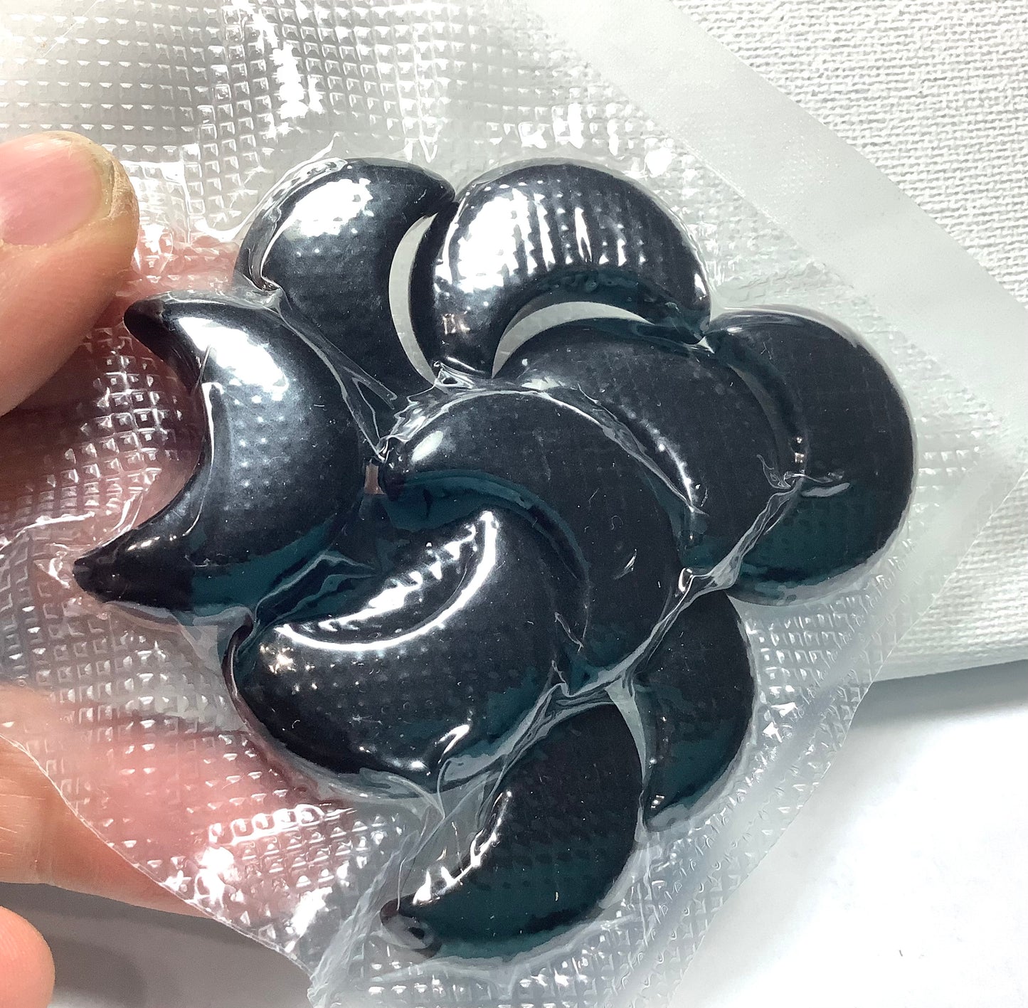2023 Mini Carved Half Moon Mix Stone 3cm