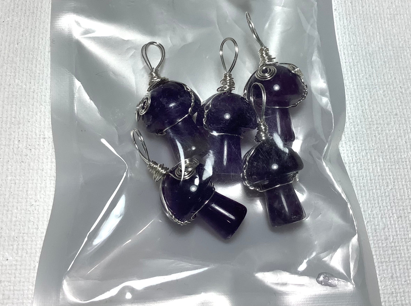 2023 Wire Wrapping Mini Mushroom Pendant Mix Stone 2cm