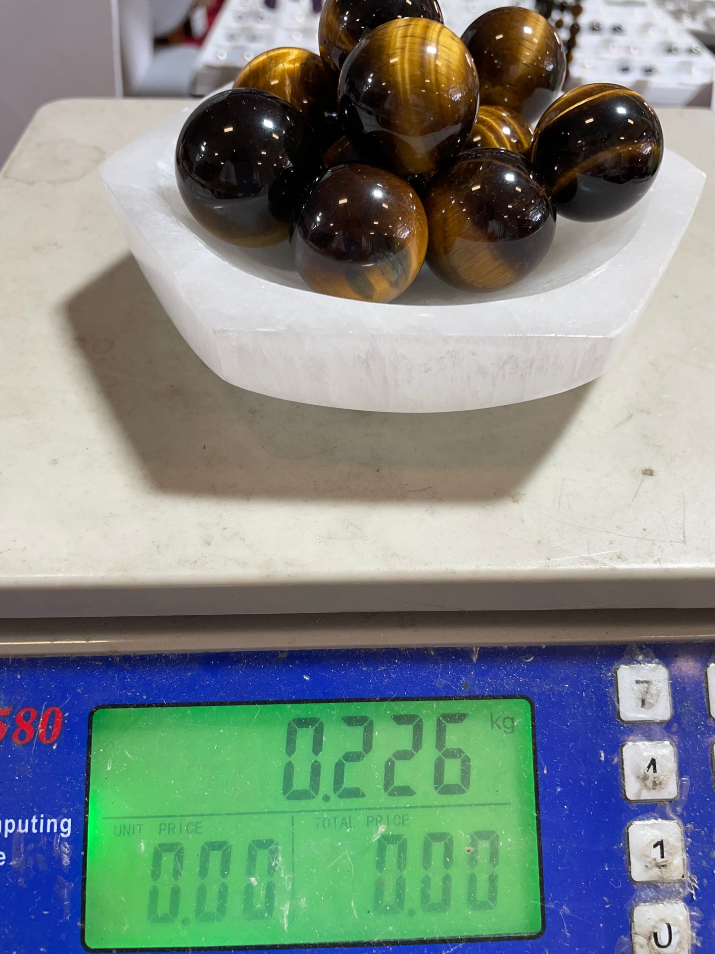 2023 Natural Tiger Eye Sphere 20-25mm Wholesale Price