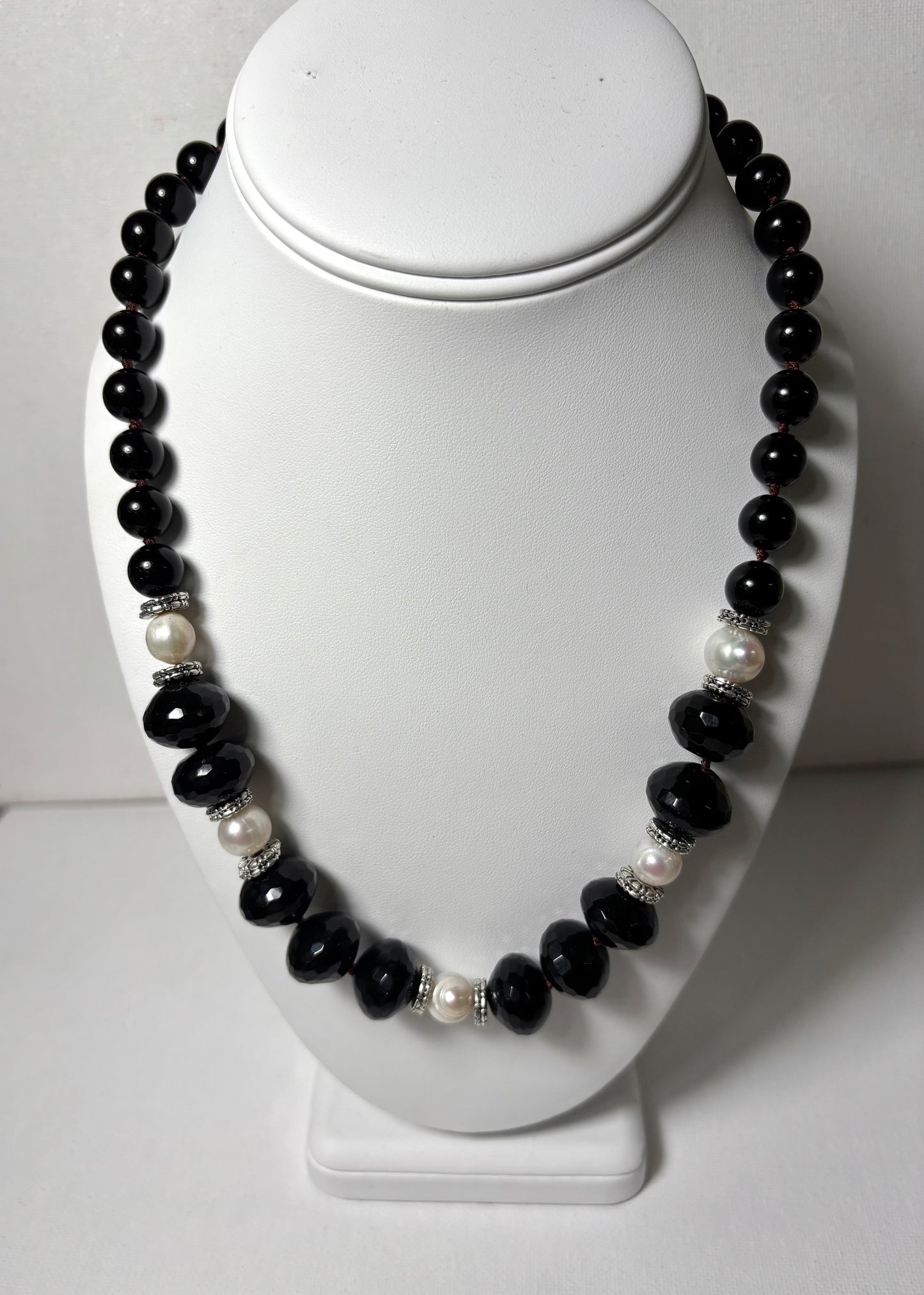 2025 04-29 Handmade Jewelry Onyx Pearl
