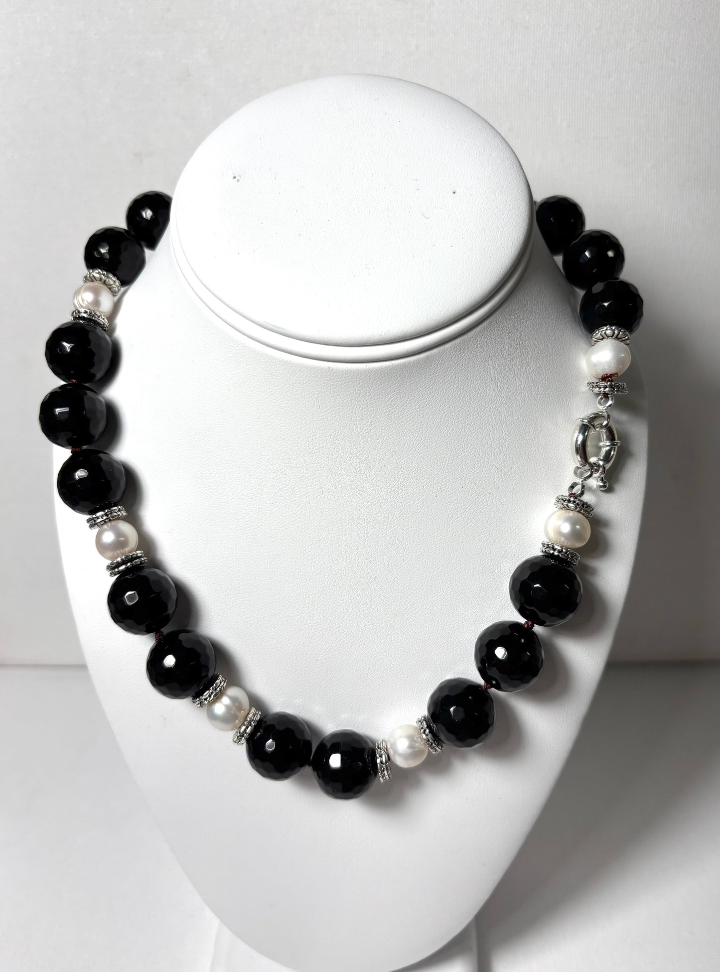 2025 04-29 Handmade Jewelry Onyx Pearl