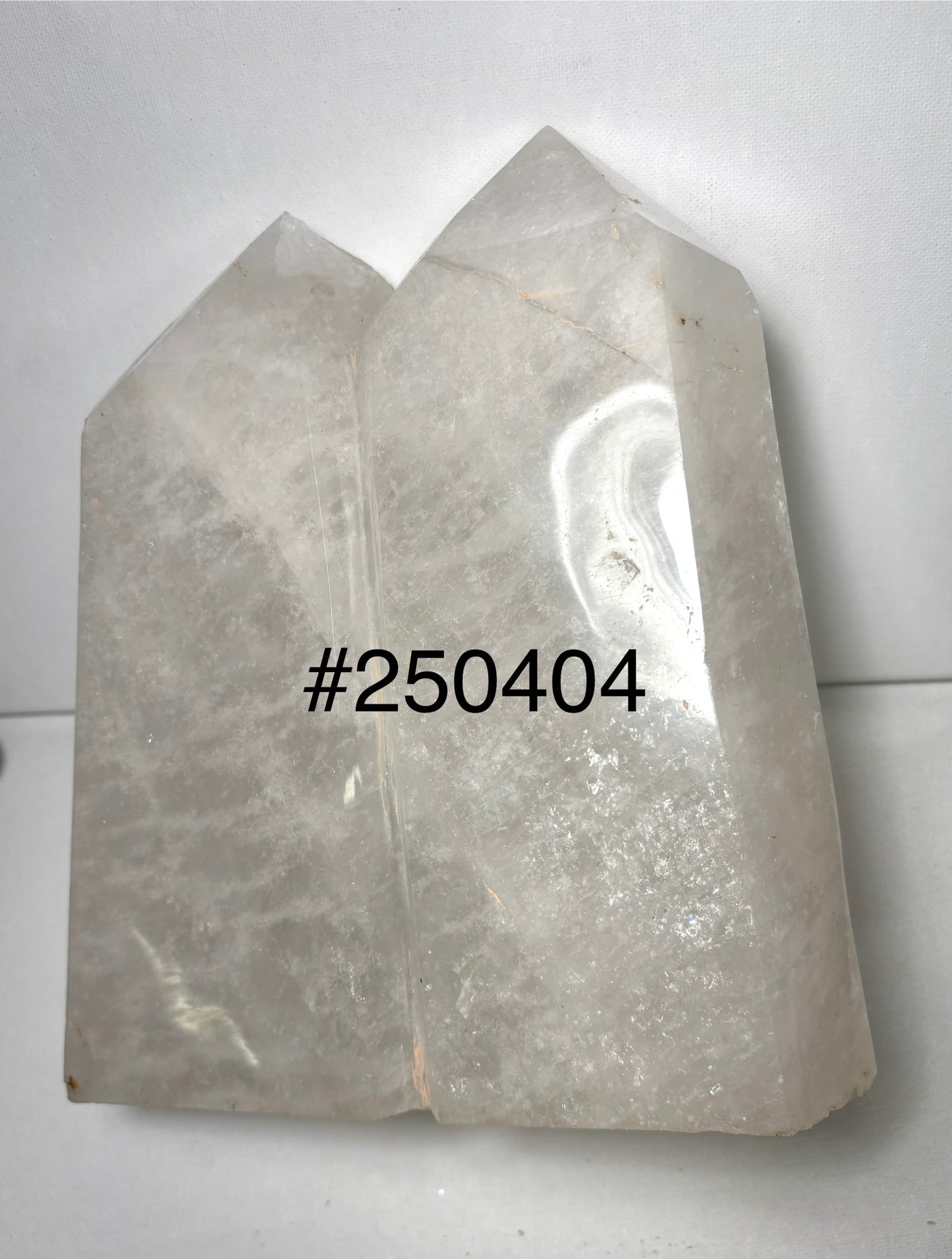 2025 04-24 Natural Double Tower Quartz 17.73LB #250404